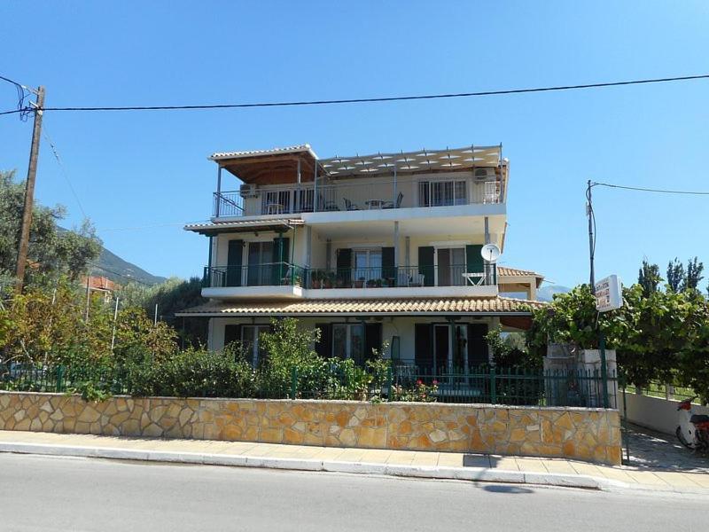 Zotos Studios Vasiliki Exteriör bild